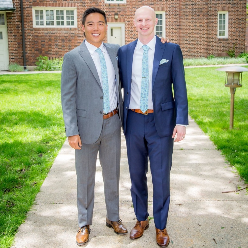 Meet your Posher, Dennis